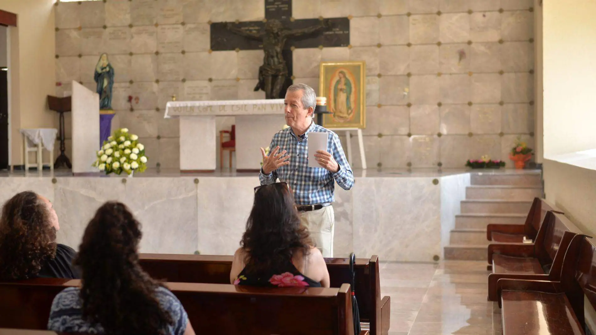 charla Reviviendo a los muertos 4